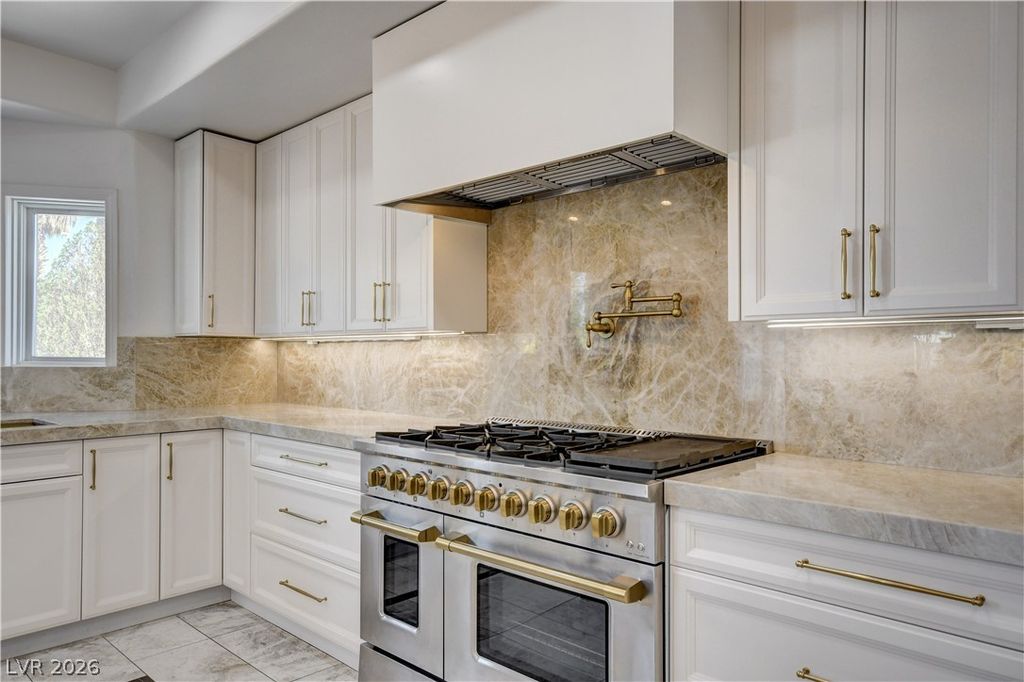 Image 15 of property listing at 2920 El Camino Road, Las Vegas, NV 89146