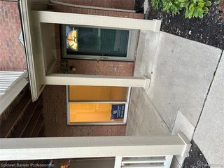 284 Marigold Circle, Westland, MI 48185