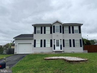 220 BURDETTE DR, Martinsburg, WV 25404