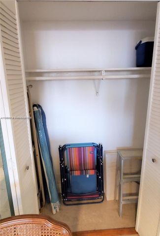 100 Bayview Dr 603, Sunny Isles Beach, FL 33160