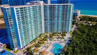 100 Bayview Dr 603, Sunny Isles Beach, FL 33160