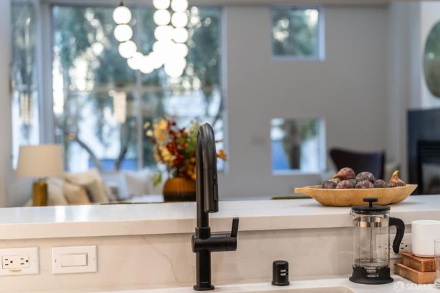 2412 Harrison Street 106, San Francisco, CA 94110