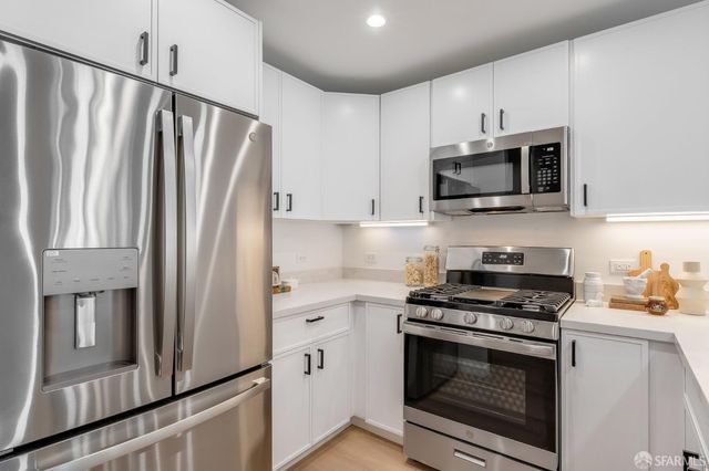 2412 Harrison Street 106, San Francisco, CA 94110