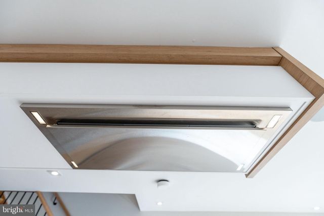 250 GATE ST, Philadelphia, PA 19128