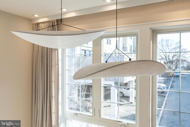 250 GATE ST, Philadelphia, PA 19128