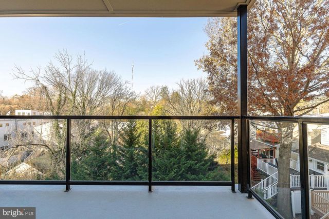 250 GATE ST, Philadelphia, PA 19128