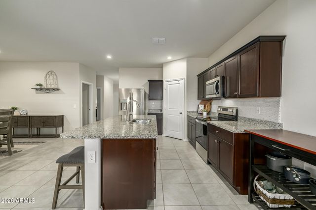 9471 E GREENHOUSE Road, Florence, AZ 85132