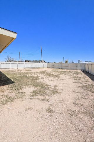 1101 W Callaghan, Fort Stockton, TX 79735