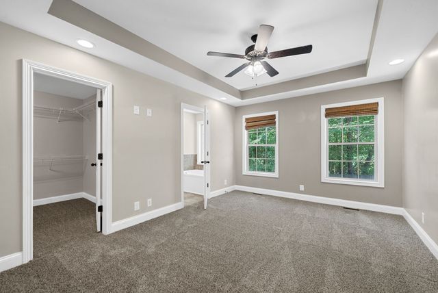 652 Deer Ridge Dr, Clarksville, TN 37042