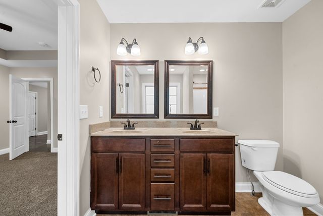 652 Deer Ridge Dr, Clarksville, TN 37042