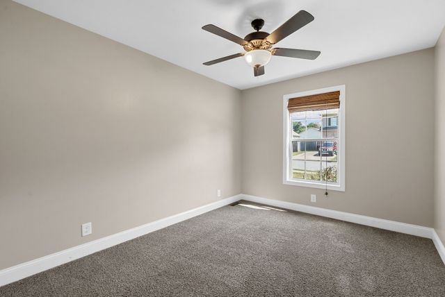 652 Deer Ridge Dr, Clarksville, TN 37042