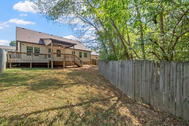 652 Deer Ridge Dr, Clarksville, TN 37042