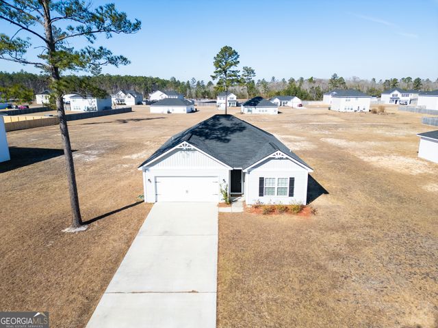 291 Morgan Field Boulevard NE, Ludowici, GA 31316