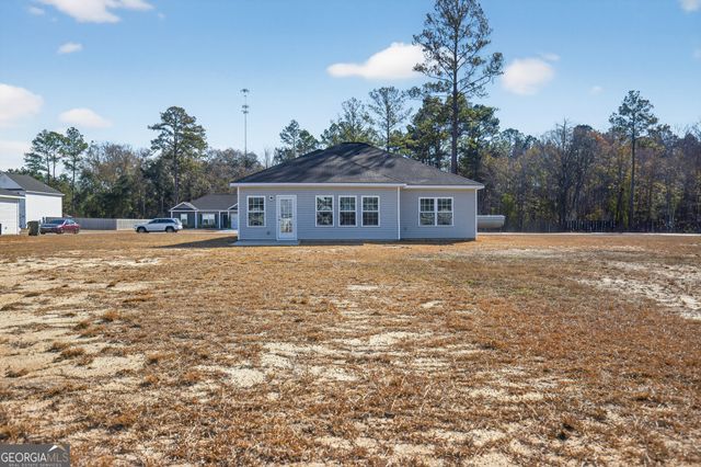 291 Morgan Field Boulevard NE, Ludowici, GA 31316