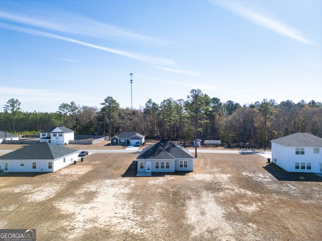 291 Morgan Field Boulevard NE, Ludowici, GA 31316
