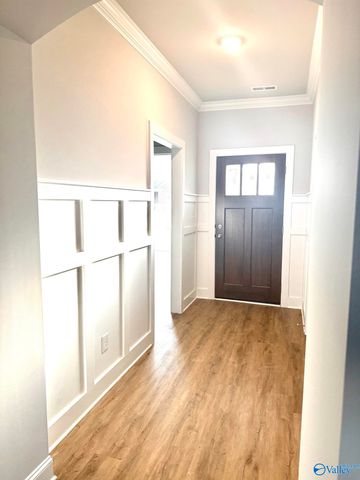 127 Ranna Drive, Huntsville, AL 35811