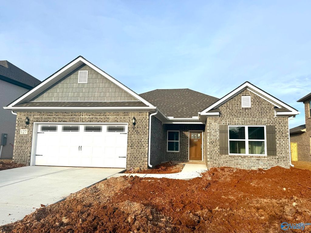 127 Ranna Drive, Huntsville, AL 35811