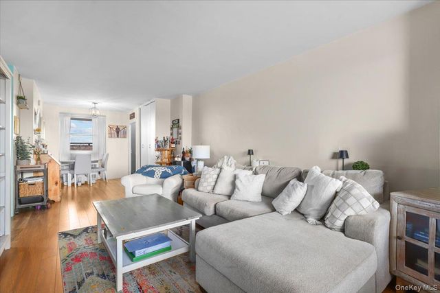 5900 Arlington Avenue 3S, Bronx, NY 10471