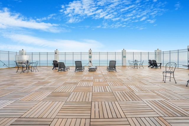 6171 N Sheridan Road 1804, Chicago, IL 60660