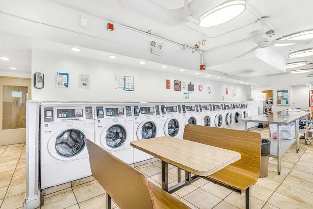 6171 N Sheridan Road 1804, Chicago, IL 60660