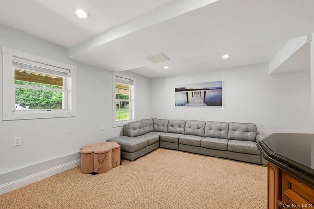 281 Phillips Hill Road, New City, NY 10956