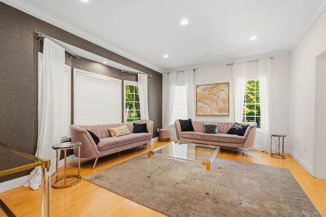 281 Phillips Hill Road, New City, NY 10956