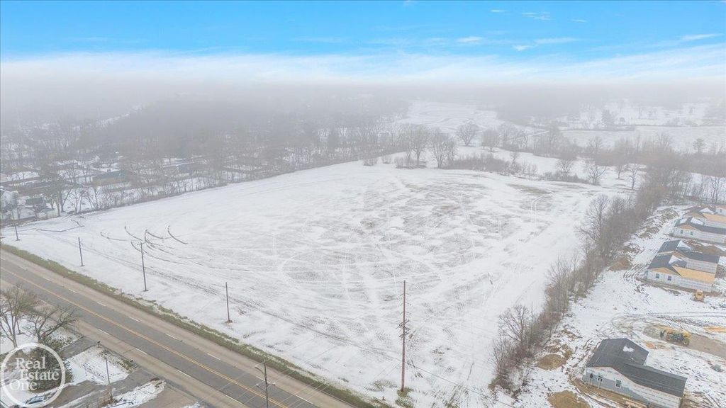 4267 Sugar Maple Run, Flint, MI 48506