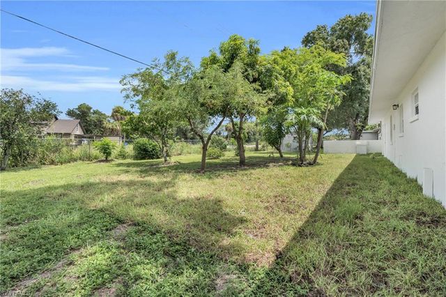 4301 New ST, Fort Myers, FL 33905