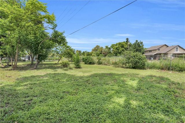 4301 New ST, Fort Myers, FL 33905