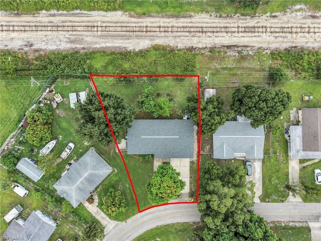 4301 New ST, Fort Myers, FL 33905