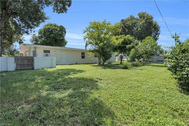 4301 New ST, Fort Myers, FL 33905