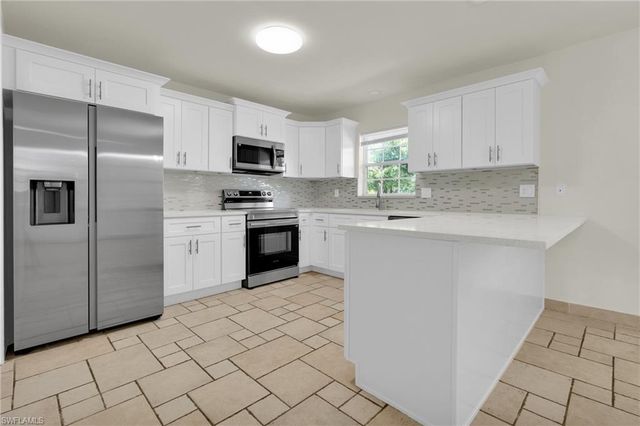 4301 New ST, Fort Myers, FL 33905