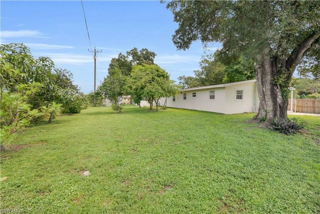 4301 New ST, Fort Myers, FL 33905