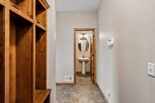 19877 Deerbrooke Path, Farmington, MN 55024