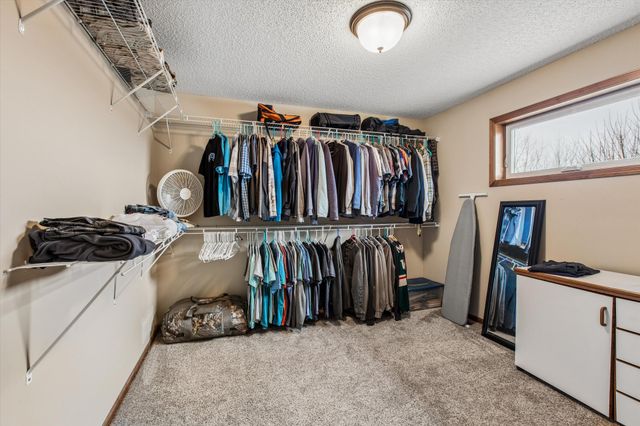 19877 Deerbrooke Path, Farmington, MN 55024