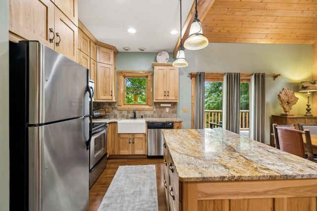 151 Autumn Way, Dunlap, TN 37327
