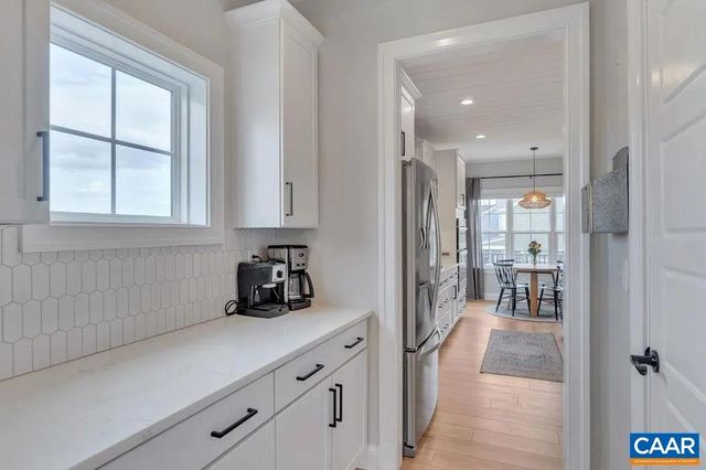 20 WARWICK DR, Crozet, VA 22932