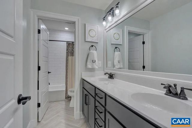 20 WARWICK DR, Crozet, VA 22932