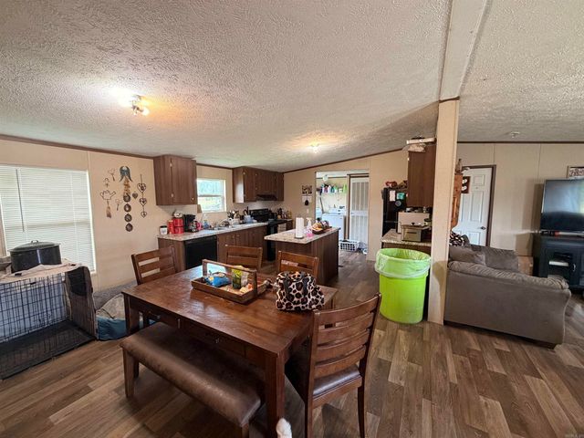 12798 Griffin Road, Des Arc, AR 72040