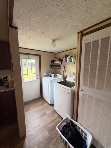 12798 Griffin Road, Des Arc, AR 72040
