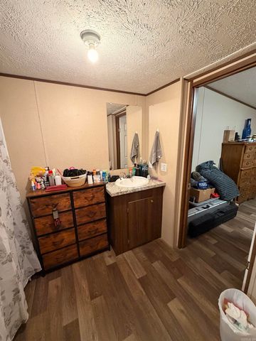 12798 Griffin Road, Des Arc, AR 72040