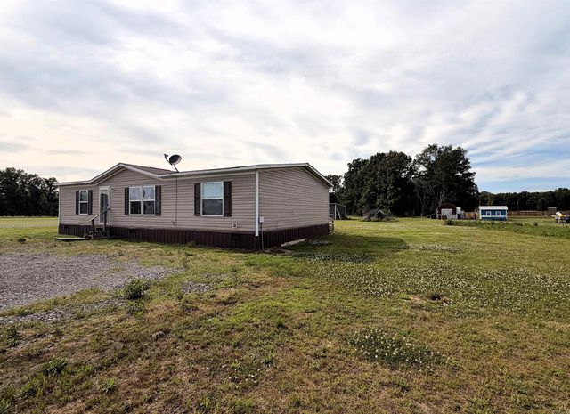 12798 Griffin Road, Des Arc, AR 72040