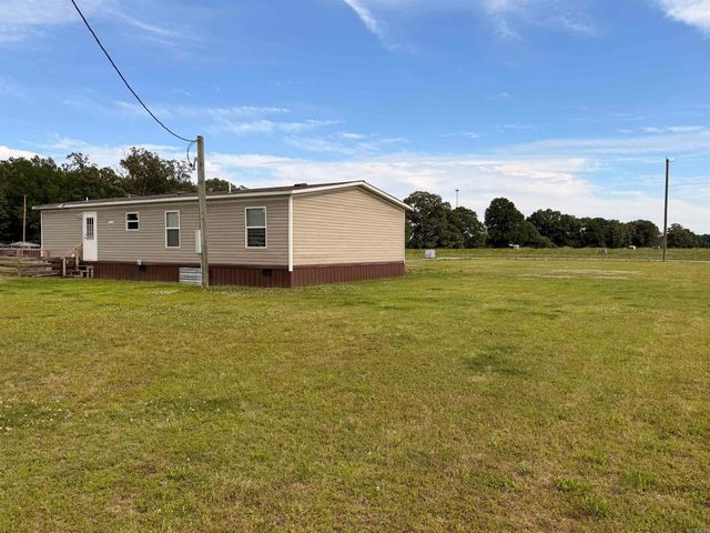 12798 Griffin Road, Des Arc, AR 72040