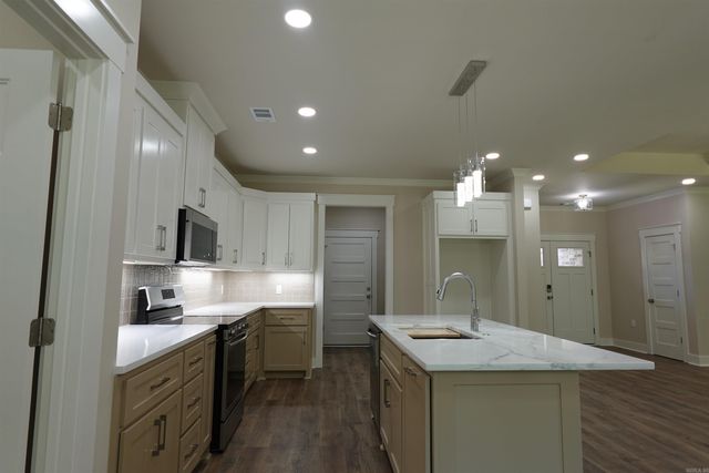 228 Michelle Drive, Beebe, AR 72012