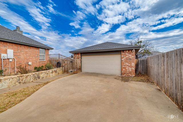 214 Burlington Road, San Angelo, TX 76901