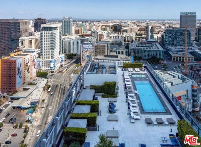 900 W OLYMPIC Boulevard 31E, Los Angeles, CA 90015