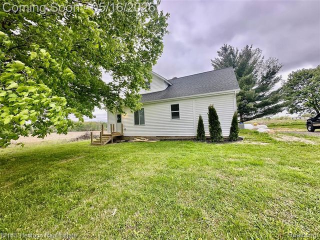 5435 Byron Road, Howell, MI 48855
