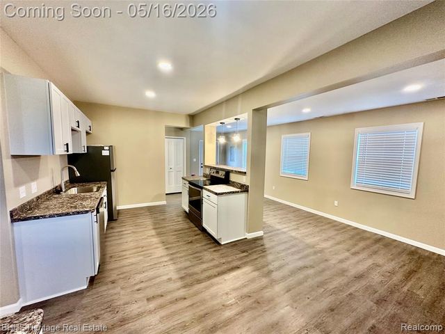 5435 Byron Road, Howell, MI 48855