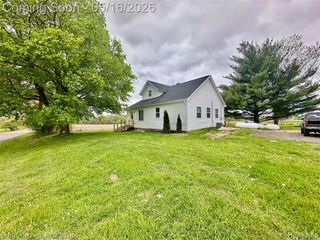 5435 Byron Road, Howell, MI 48855