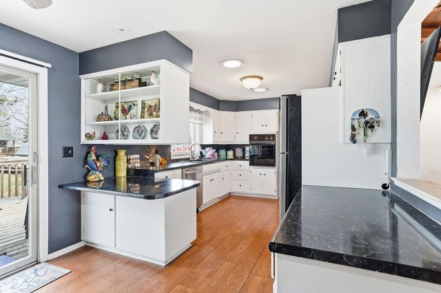 303 3rd Avenue SW, Medford, MN 55049